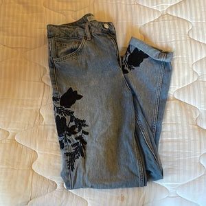 Topshop embroidered jeans 🖤